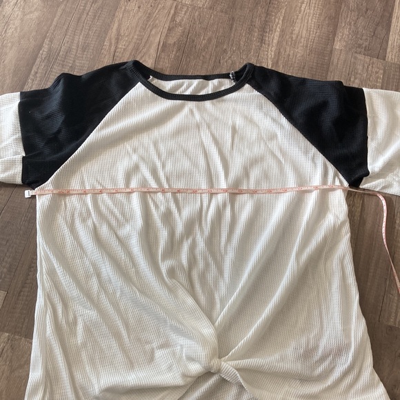 NEW Leopard Long Sleeve Waffle Knit - Picture 12 of 17